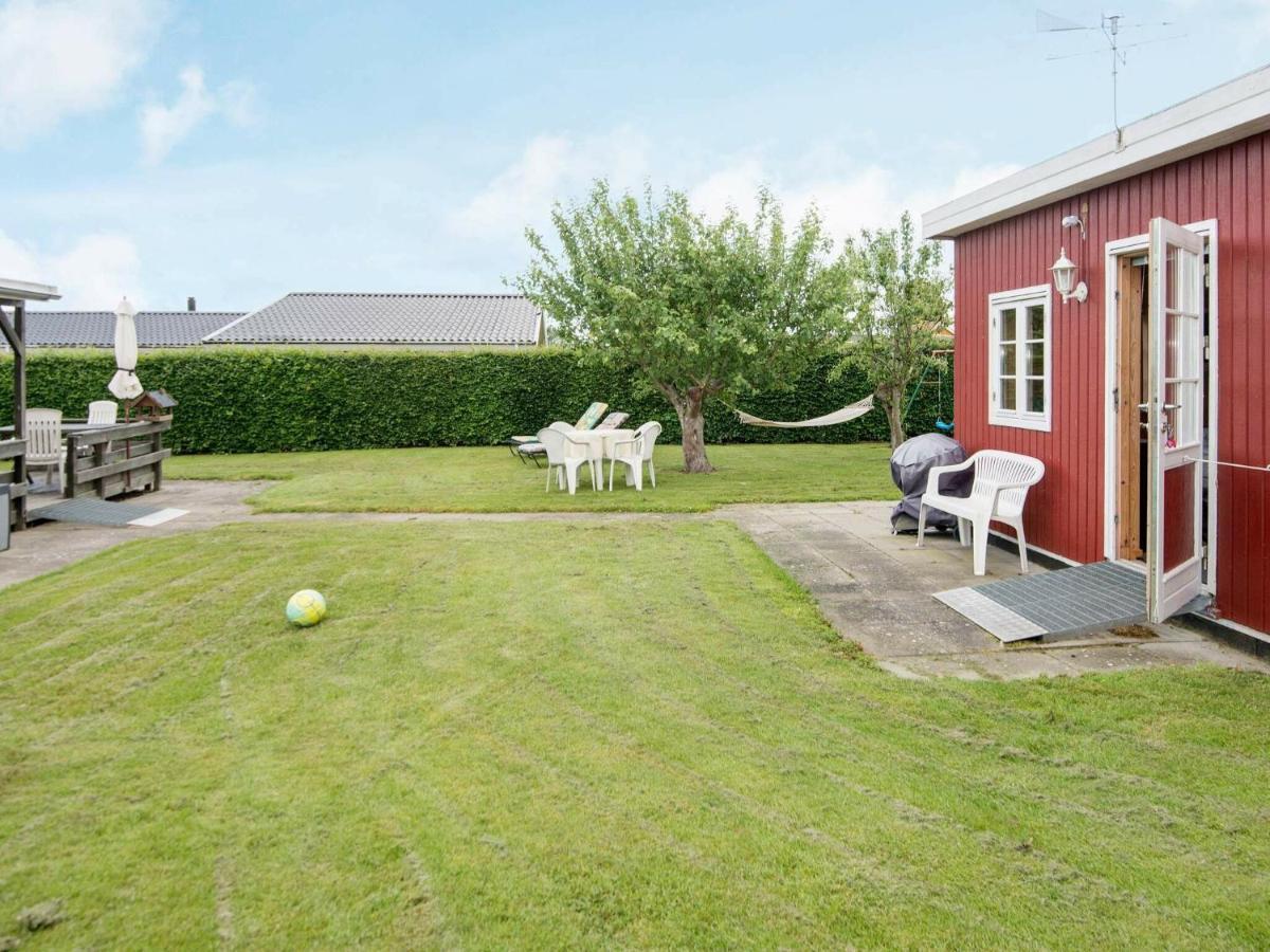 4 Person Holiday Home In Haderslev Esterno foto
