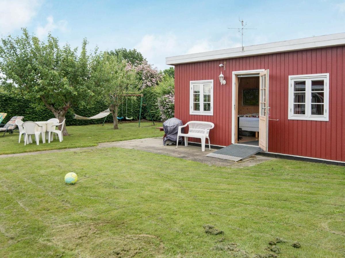 4 Person Holiday Home In Haderslev Esterno foto